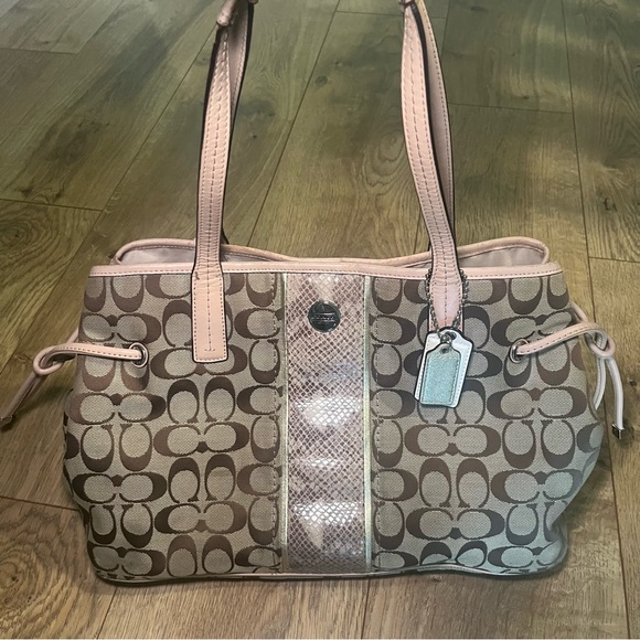 Coach Brown and Pink Shoulder Bag - Picture 1 of 16